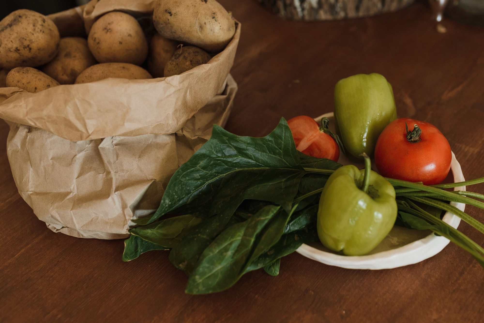 Verdure fresche sul tavolo